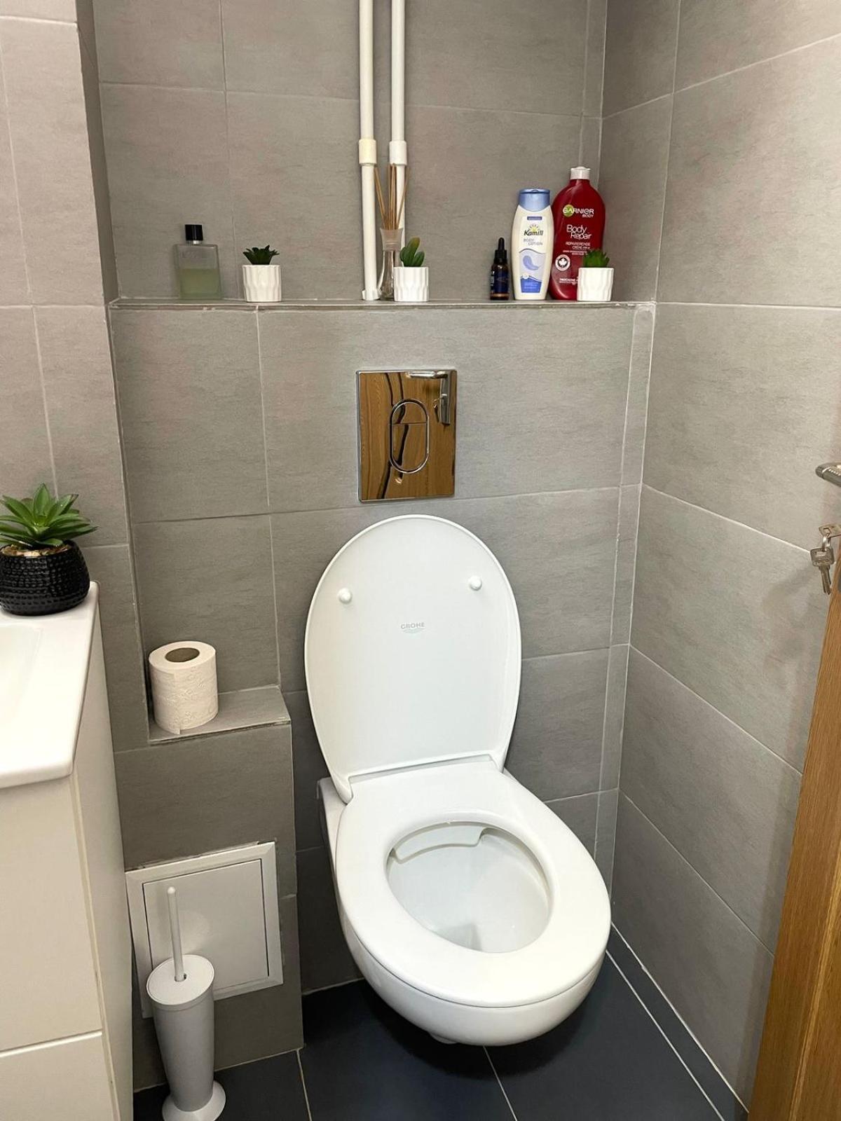 Apartament Inu Orsova Bagian luar foto